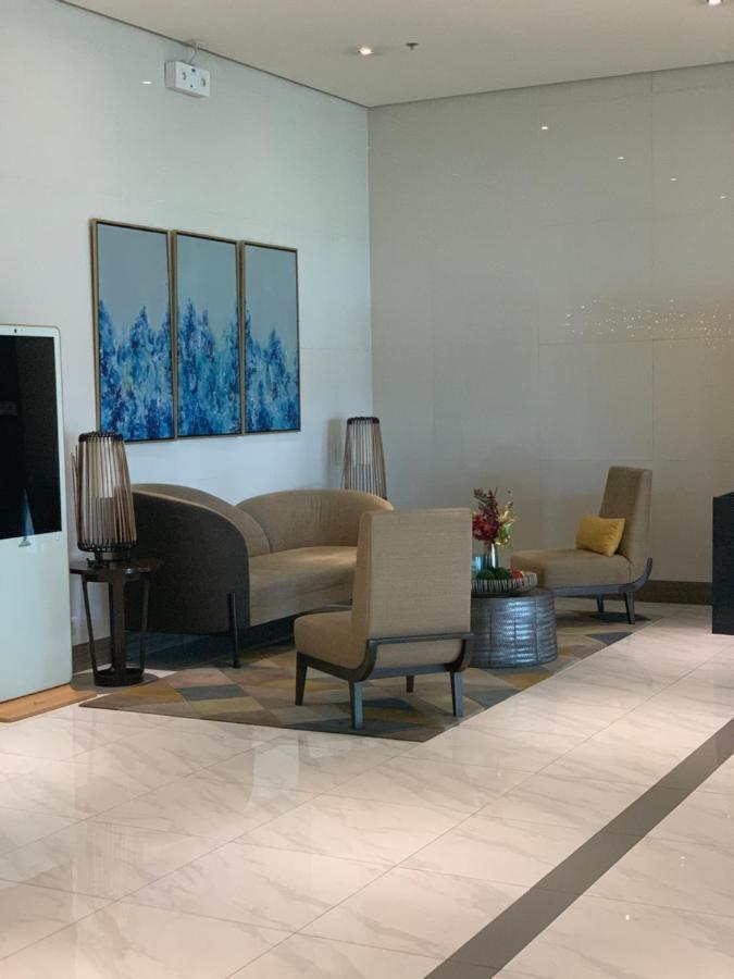81 Newport Boulevard Cluster 4 - 8F Across Naia Airport, Terminal 3 ปาไซ ภายนอก รูปภาพ