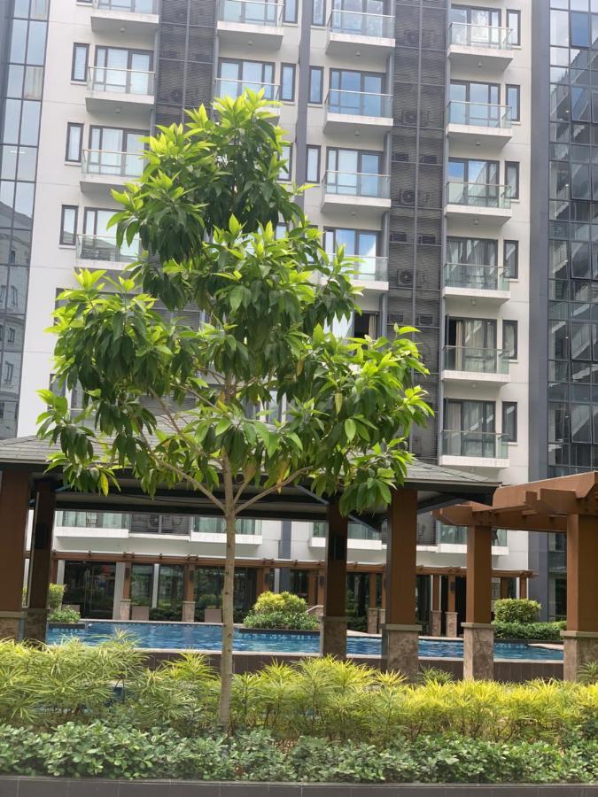 81 Newport Boulevard Cluster 4 - 8F Across Naia Airport, Terminal 3 ปาไซ ภายนอก รูปภาพ