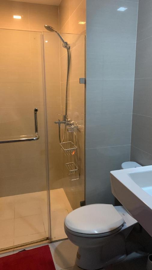 81 Newport Boulevard Cluster 4 - 8F Across Naia Airport, Terminal 3 ปาไซ ภายนอก รูปภาพ